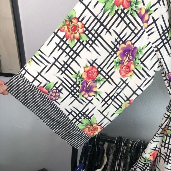 vintage Victoria’s Secret Gold Label Floral Crosshatch Kimono Robe - Picture 2 of 7